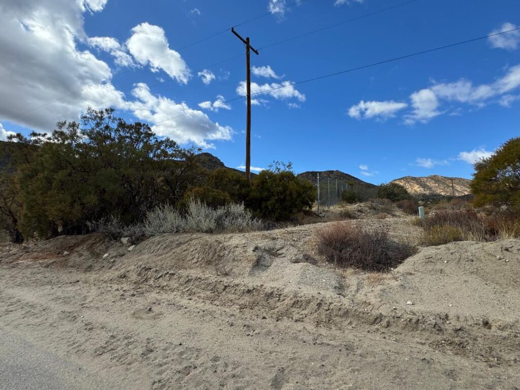 Property with a well in Anza