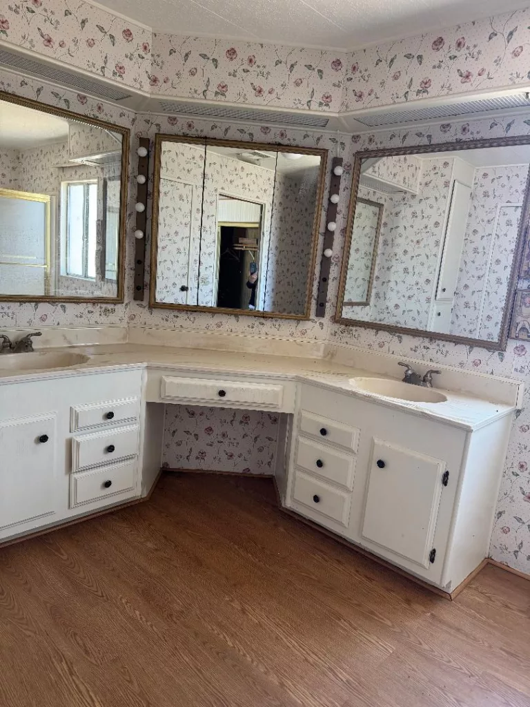 Rimrock 882 12 - eraexcelproperties.com