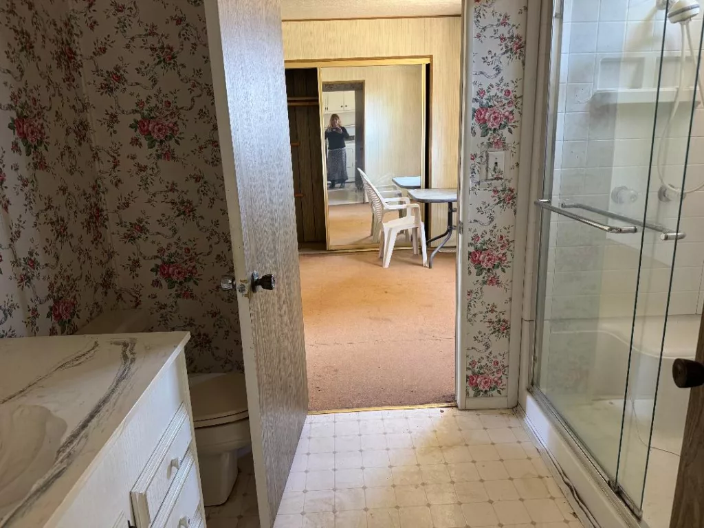 Rimrock 882 5 - eraexcelproperties.com